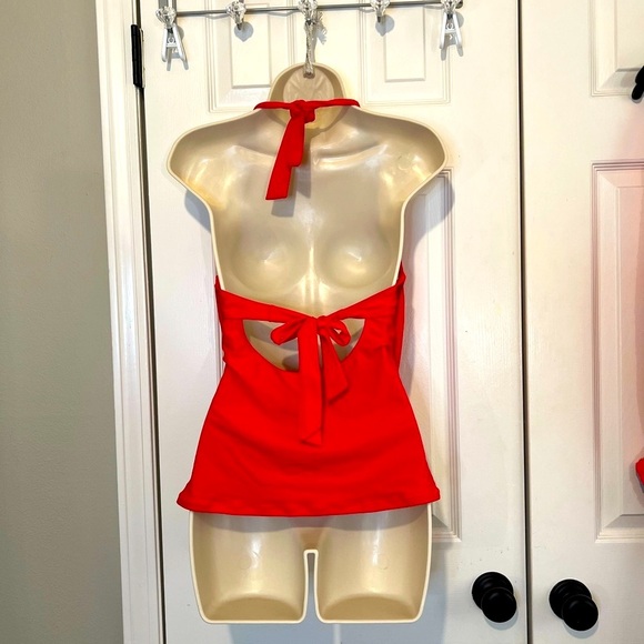 Bar III Plunging Cowlneck Halter Tankini Top, Color Red, Size Small, NWOT - Picture 3 of 6